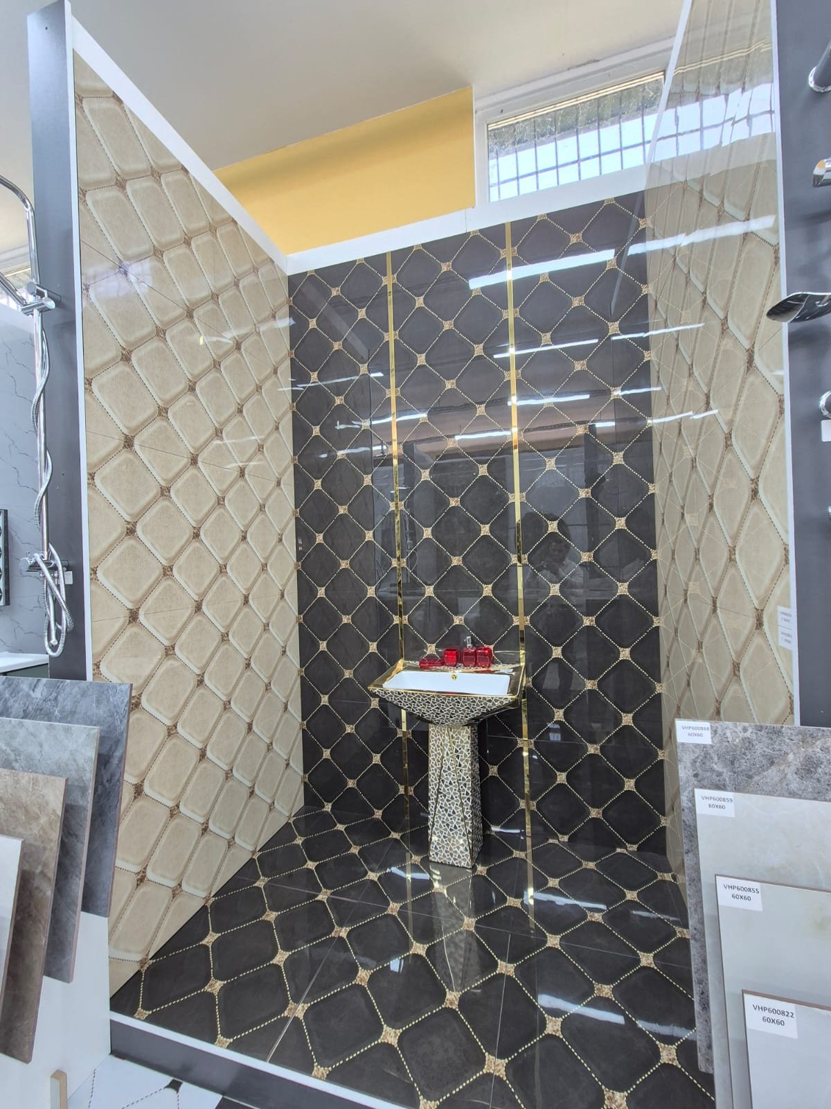 Moydadır (Hamam Lavabosu)