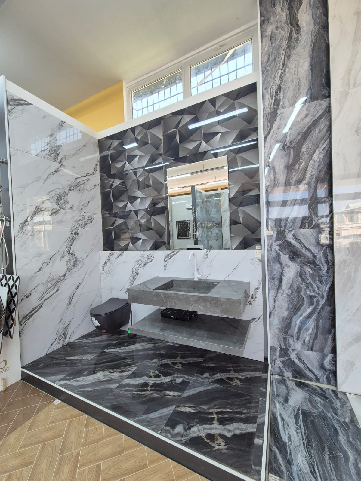 Moydadır (Hamam Lavabosu)