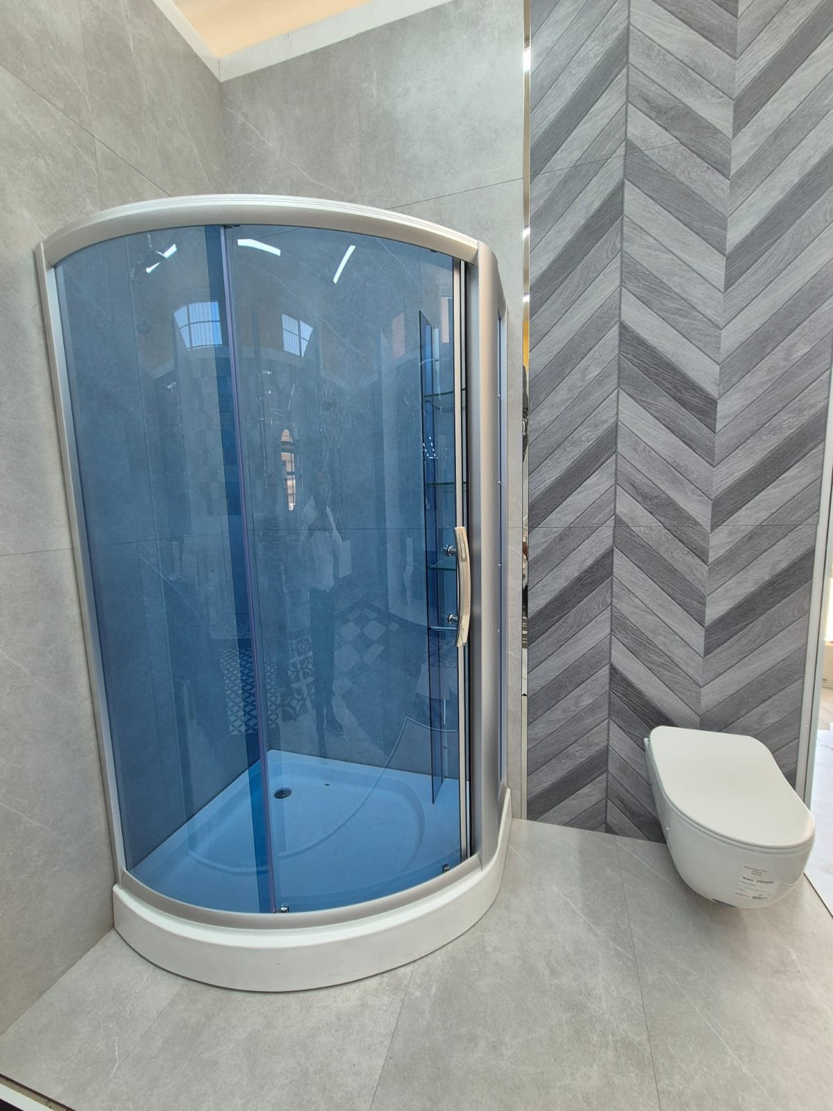 Duş Kabinləri – Sürüşən Qapılı Modeller