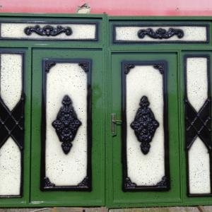 Darvazalar (Metal Qapılar)